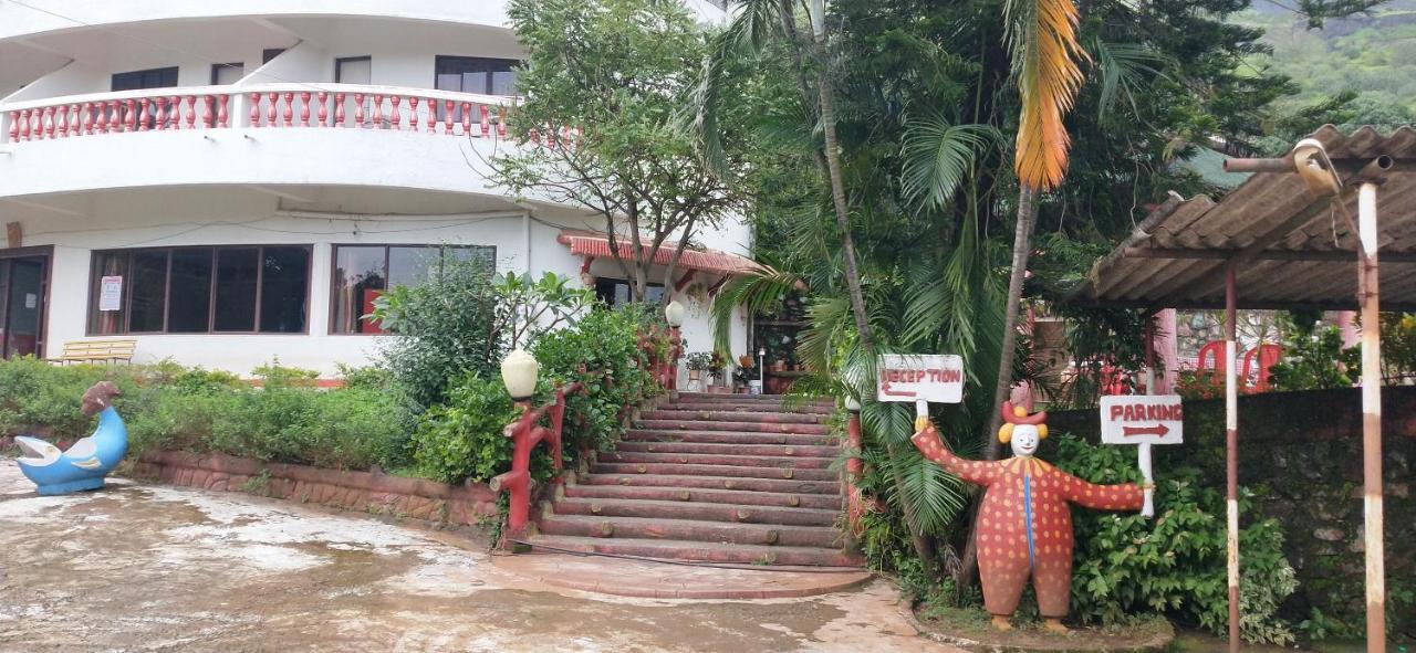 Golden Resort And Farm Nashik Dış mekan fotoğraf