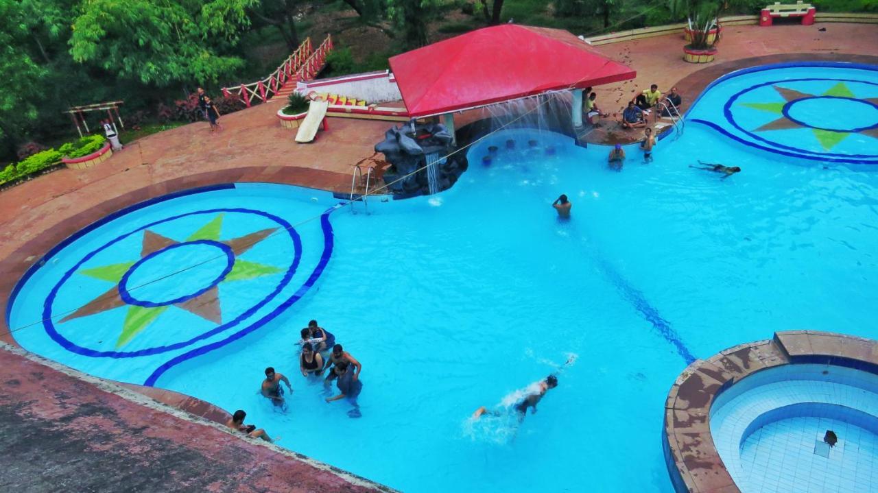 Golden Resort And Farm Nashik Dış mekan fotoğraf